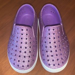 Size 10 purple glitter native shoes kids